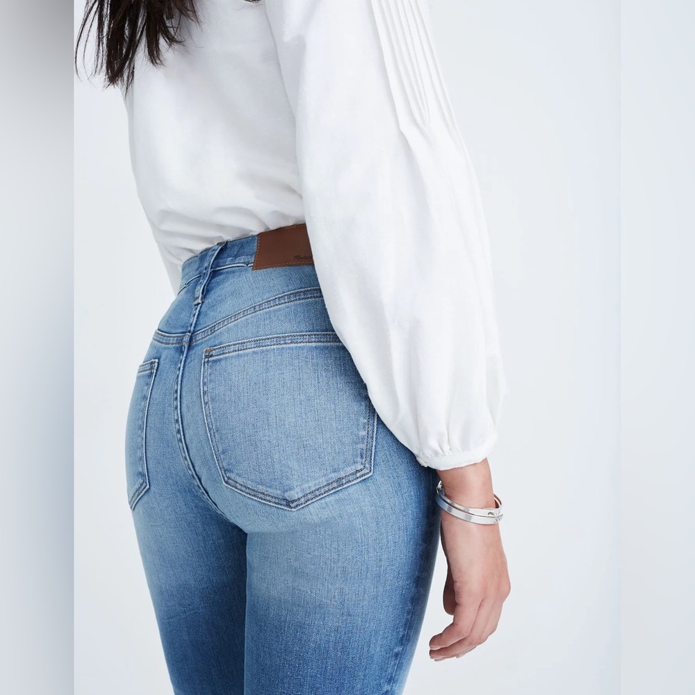 Madewell Womens Cali Demi-Boot Jeans in Bess Wash Button Front Edition 27 - Picture 6 of 14